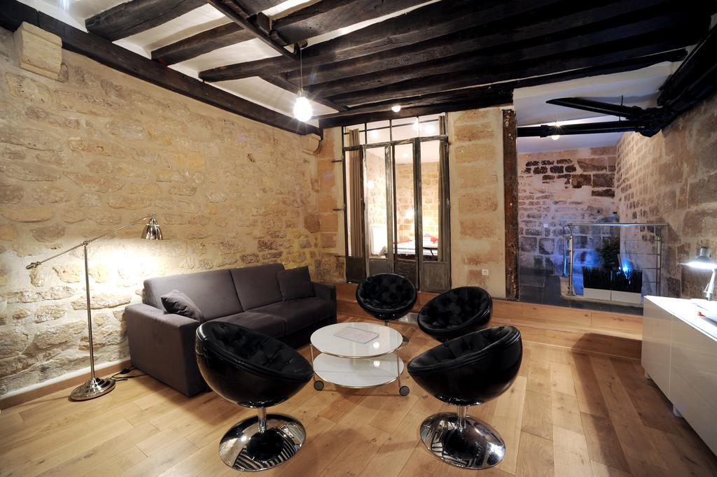 Unique Loft Apartment In Le Marais باريس المظهر الخارجي الصورة