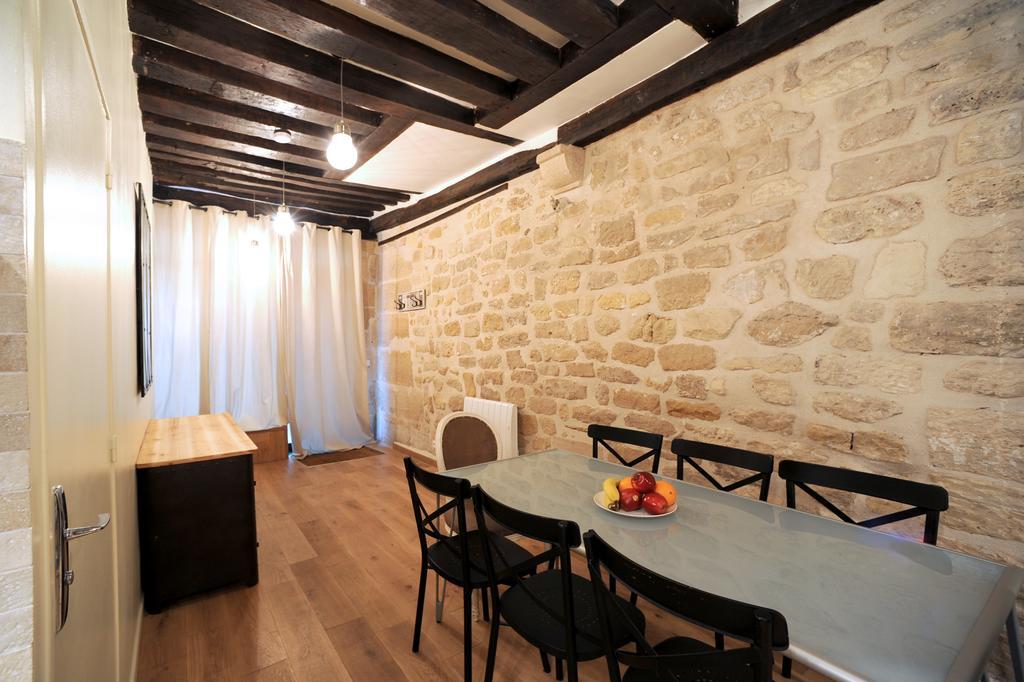 Unique Loft Apartment In Le Marais باريس المظهر الخارجي الصورة
