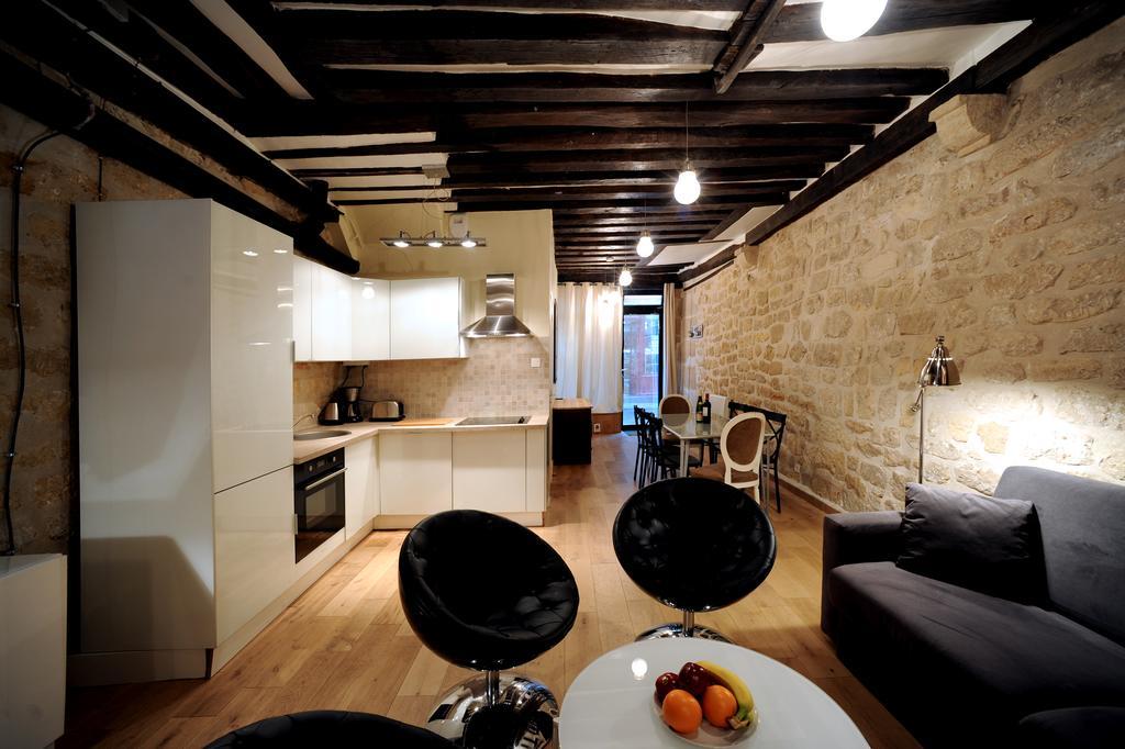 Unique Loft Apartment In Le Marais باريس المظهر الخارجي الصورة